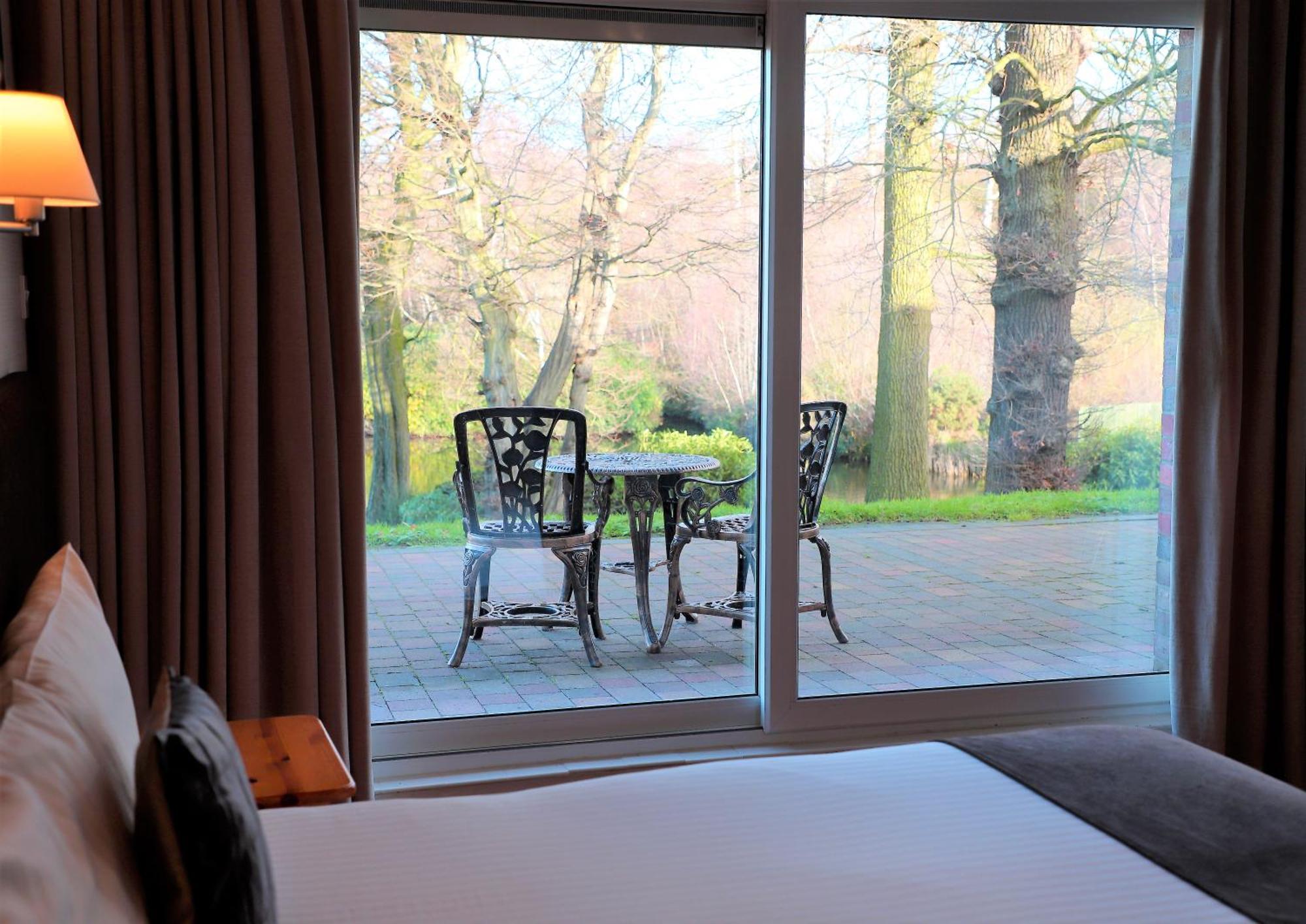 Inn On The Lake Gravesend Bagian luar foto