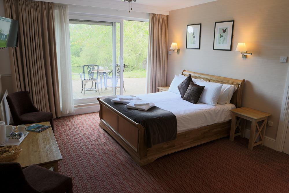 Inn On The Lake Gravesend Bagian luar foto